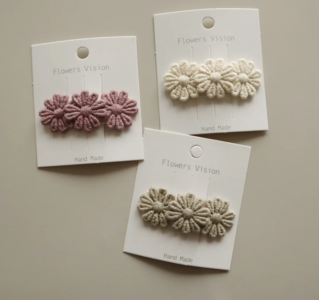 Clip flores peinado
