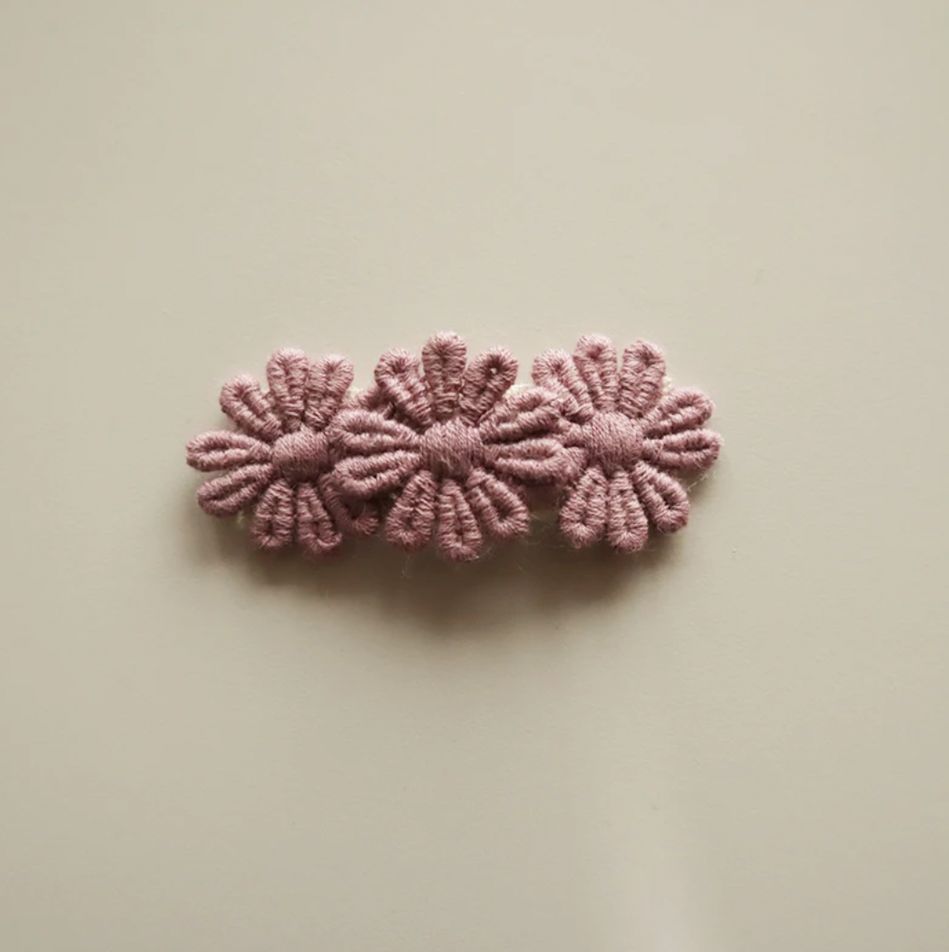 Clip flores peinado