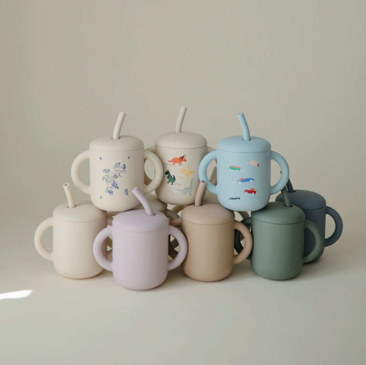 Vaso con popote Mushie