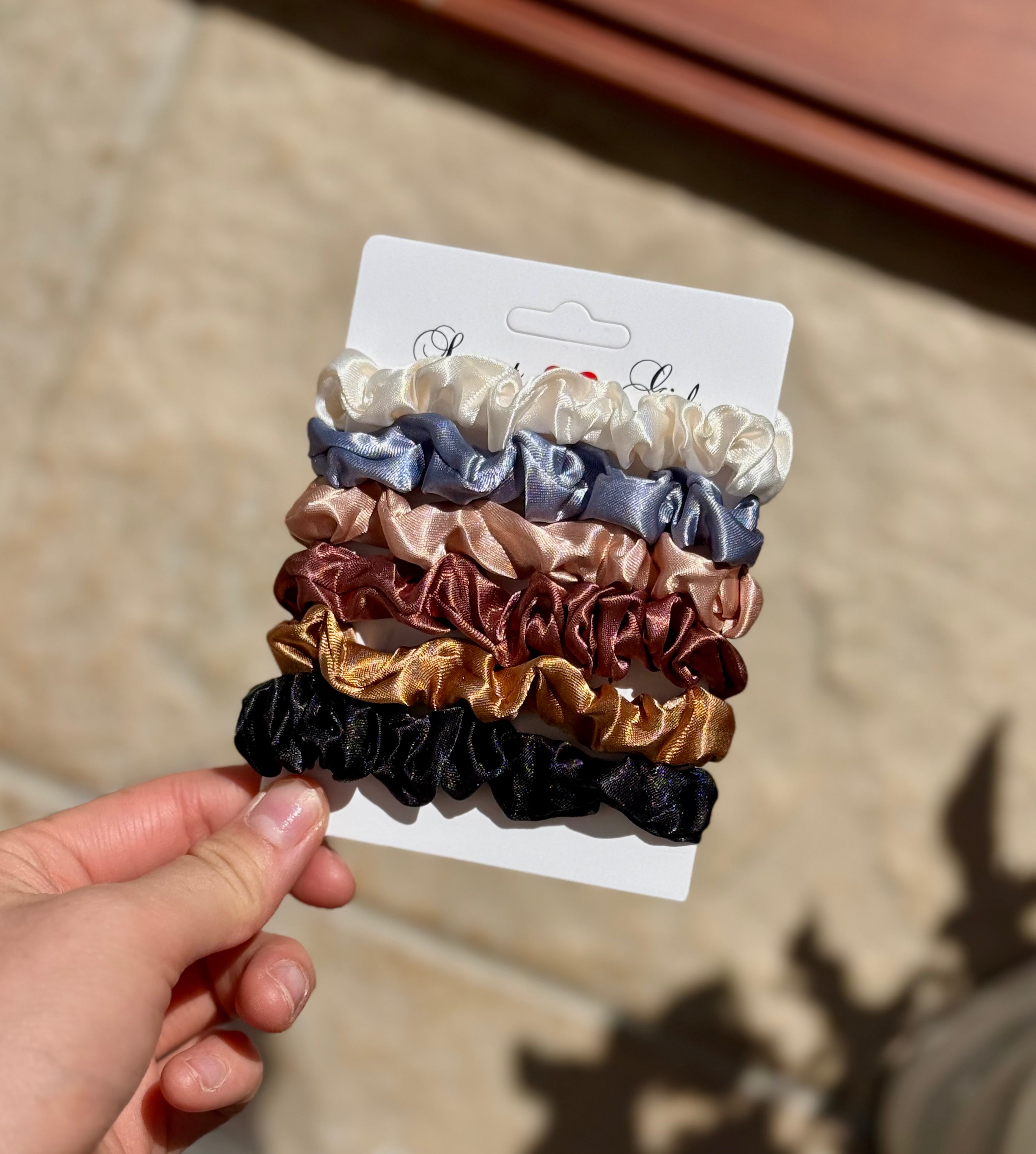 MOM Scrunchies Delgados