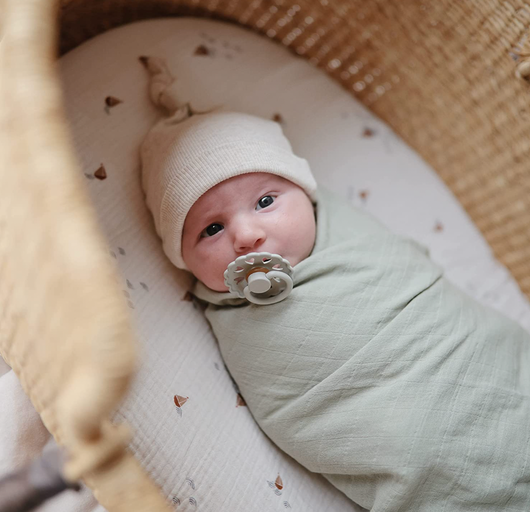 Mushie Moses Basket Sheet