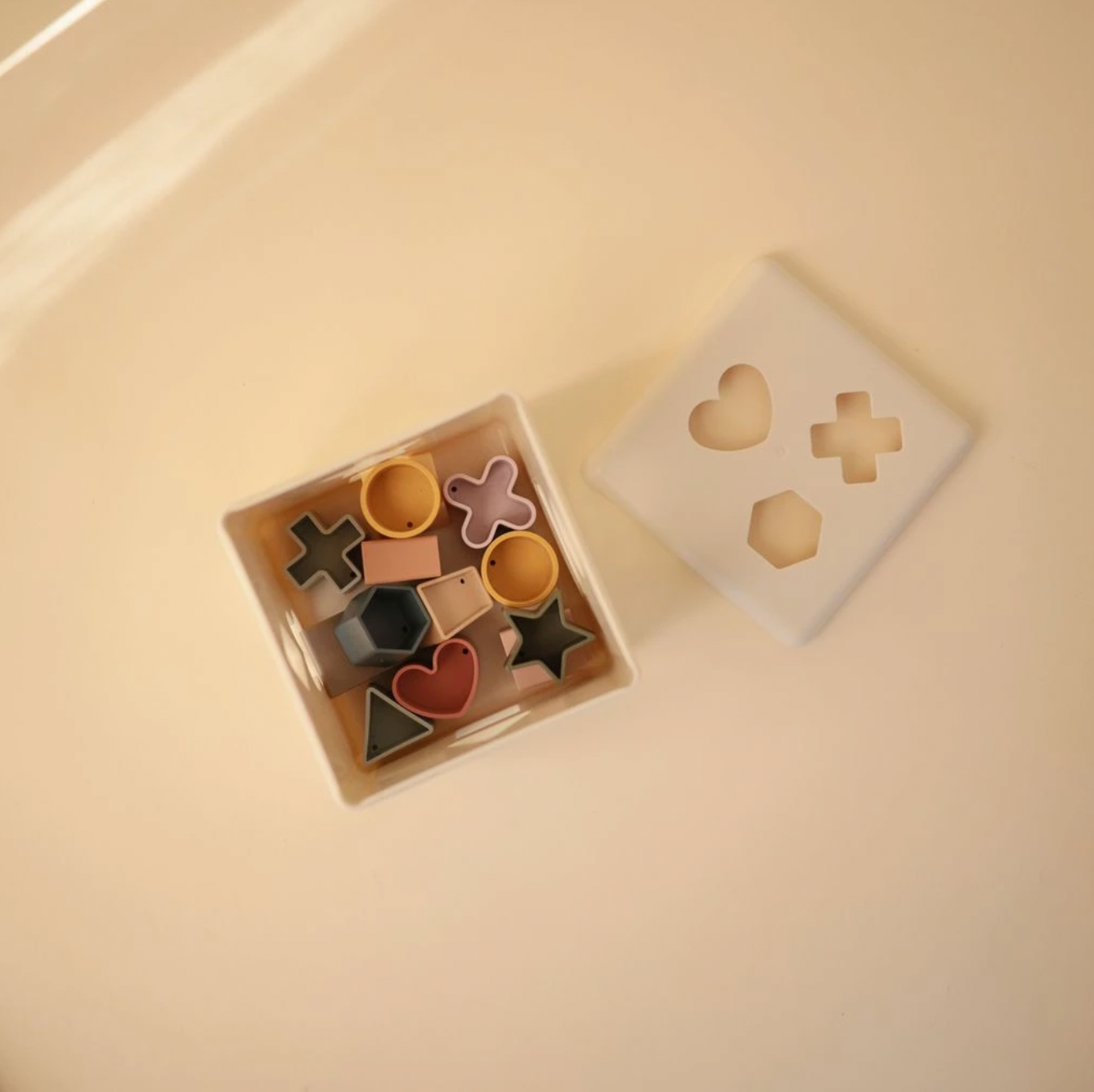 Shape Box Mushie