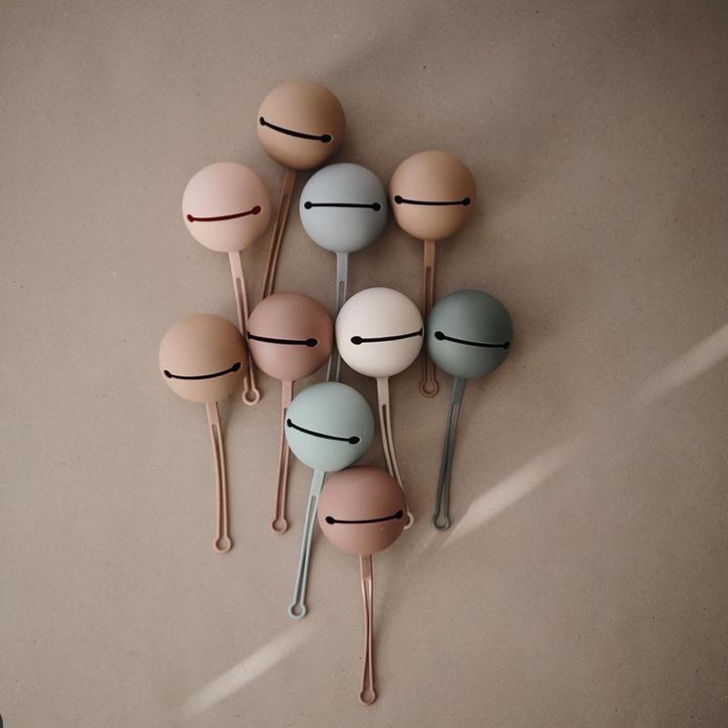 Holder Mushie