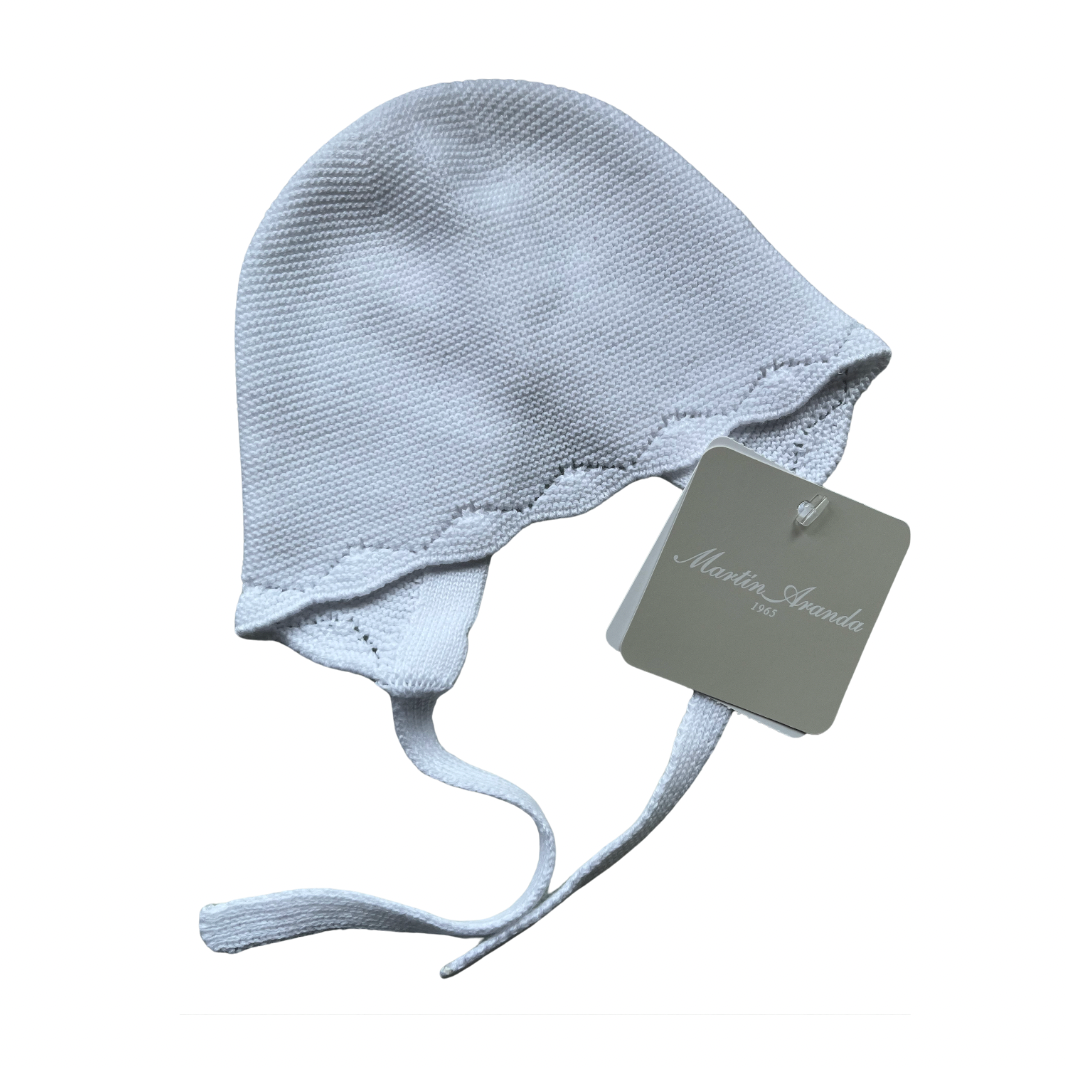 Bonnet blanco tejido Martin Aranda