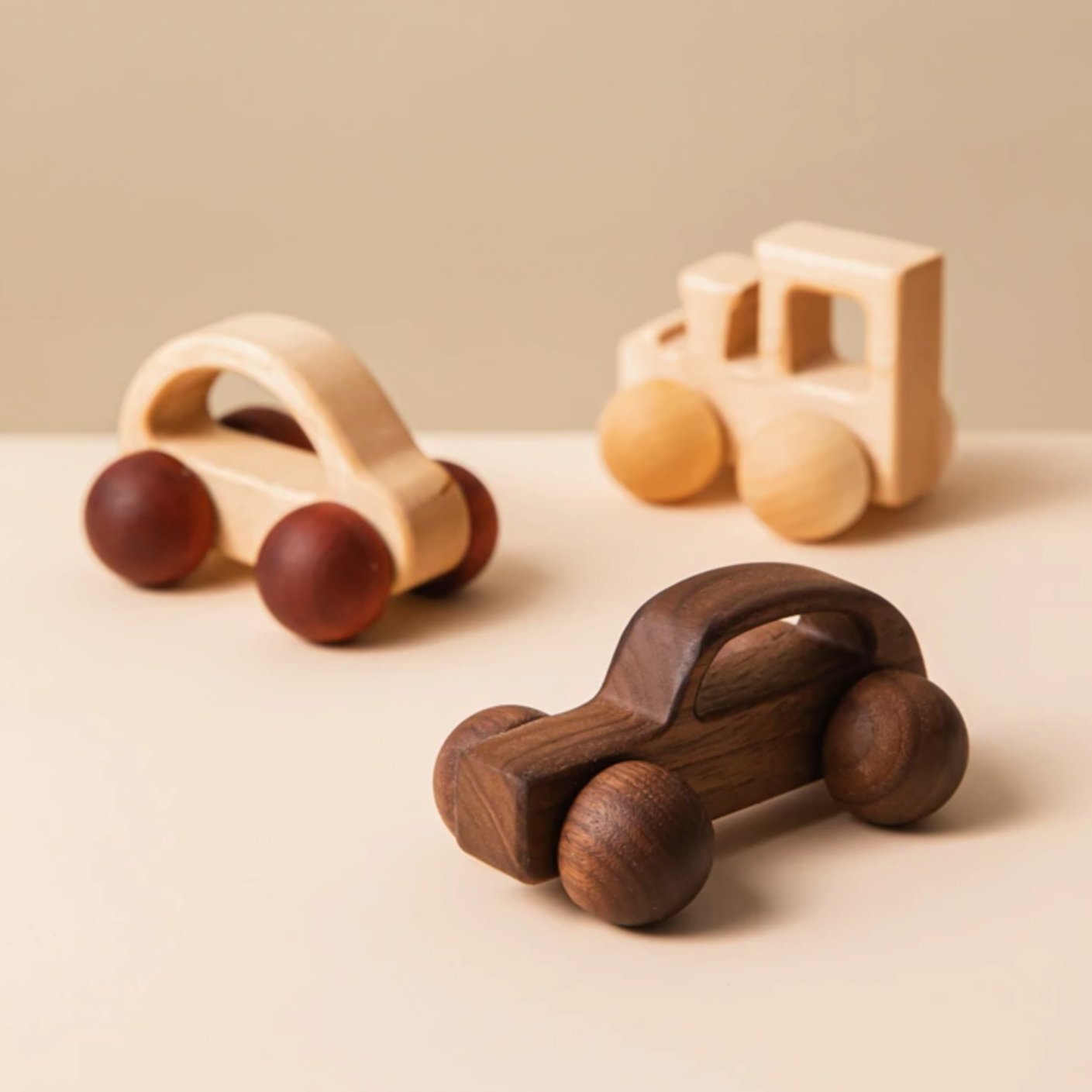 Carritos de madera